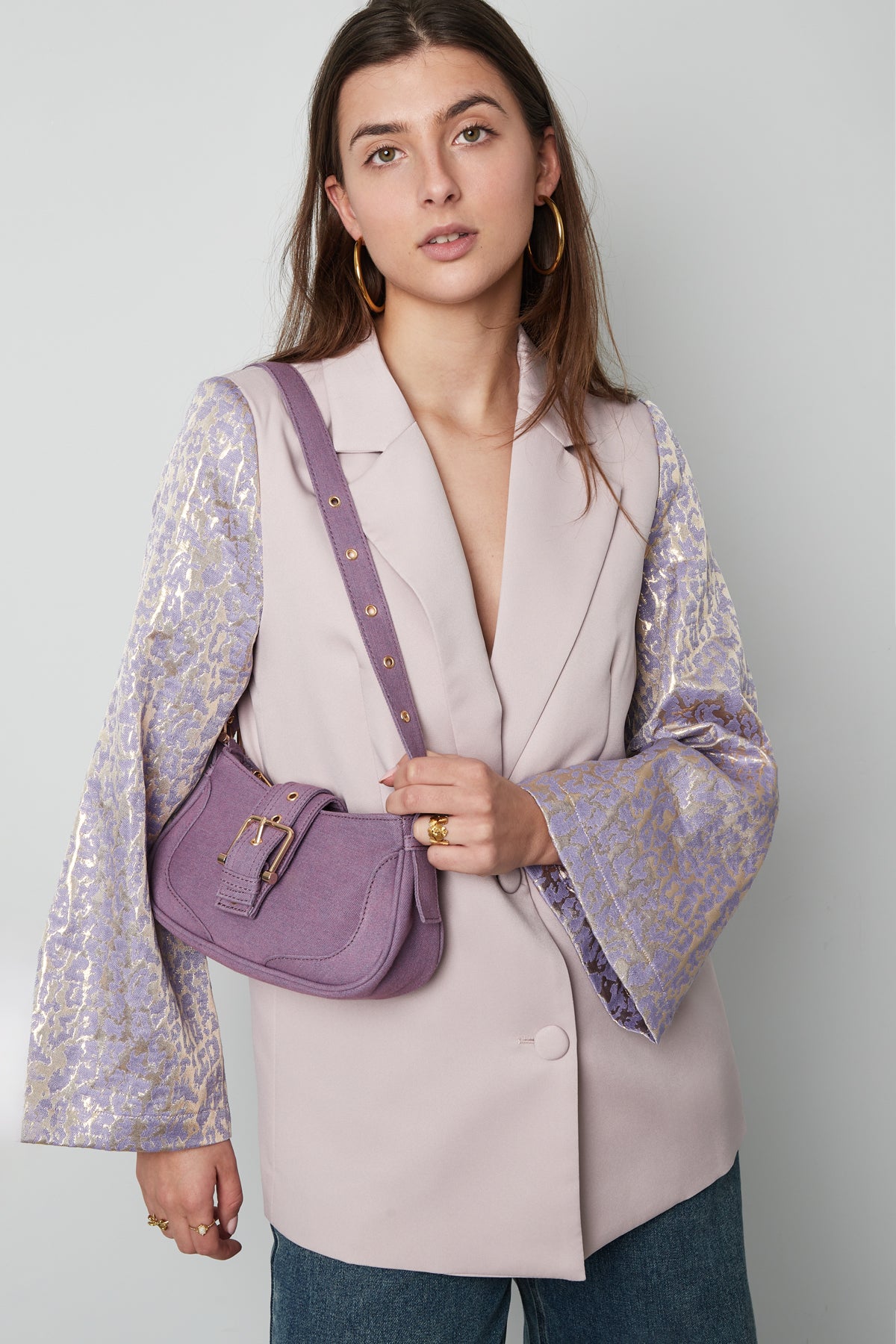 Colored bag with buckle detail