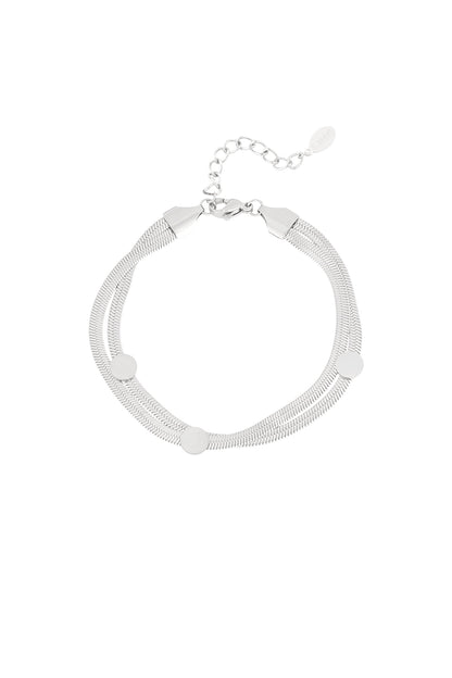 flat & chic armband