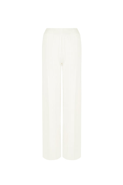 Elegant Wide Leg Pants for All Shapes