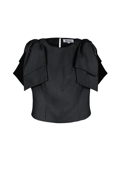 Stylish Short Sleeve Tops for Effortless Summer Looks