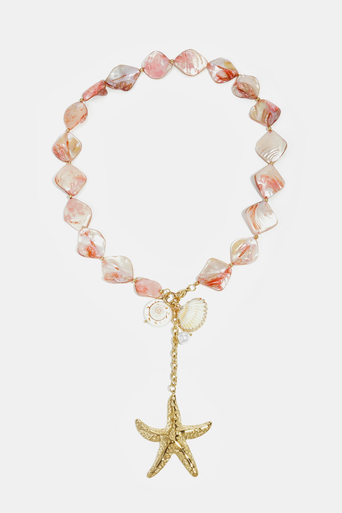 Ketting met kralen van zeeschelpen, schildpadmotief, vakantie/strandthema, etnische serie, damessieraden